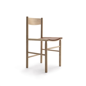 Nikari Linea Collection Akademia Dining Chair Light Lacquered Oak/Elmosoft 33004 Leather