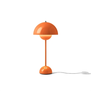 &Tradition Flowerpot VP3 Table Lamp Zesty Orange