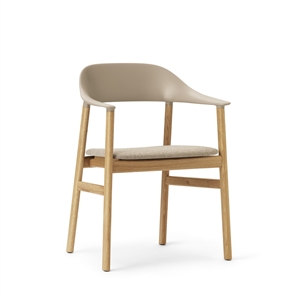Normann Copenhagen Herit Dining Chair w. Armrest Upholstered Oak/Sand