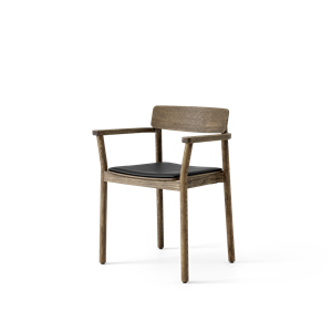 &Tradition Betty TK11 Dining Chair With Armrest Black Leather/Smoked Oak