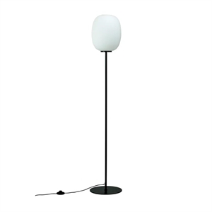 Dyberg Larsen DL39 Floor Lamp Opal/ Black