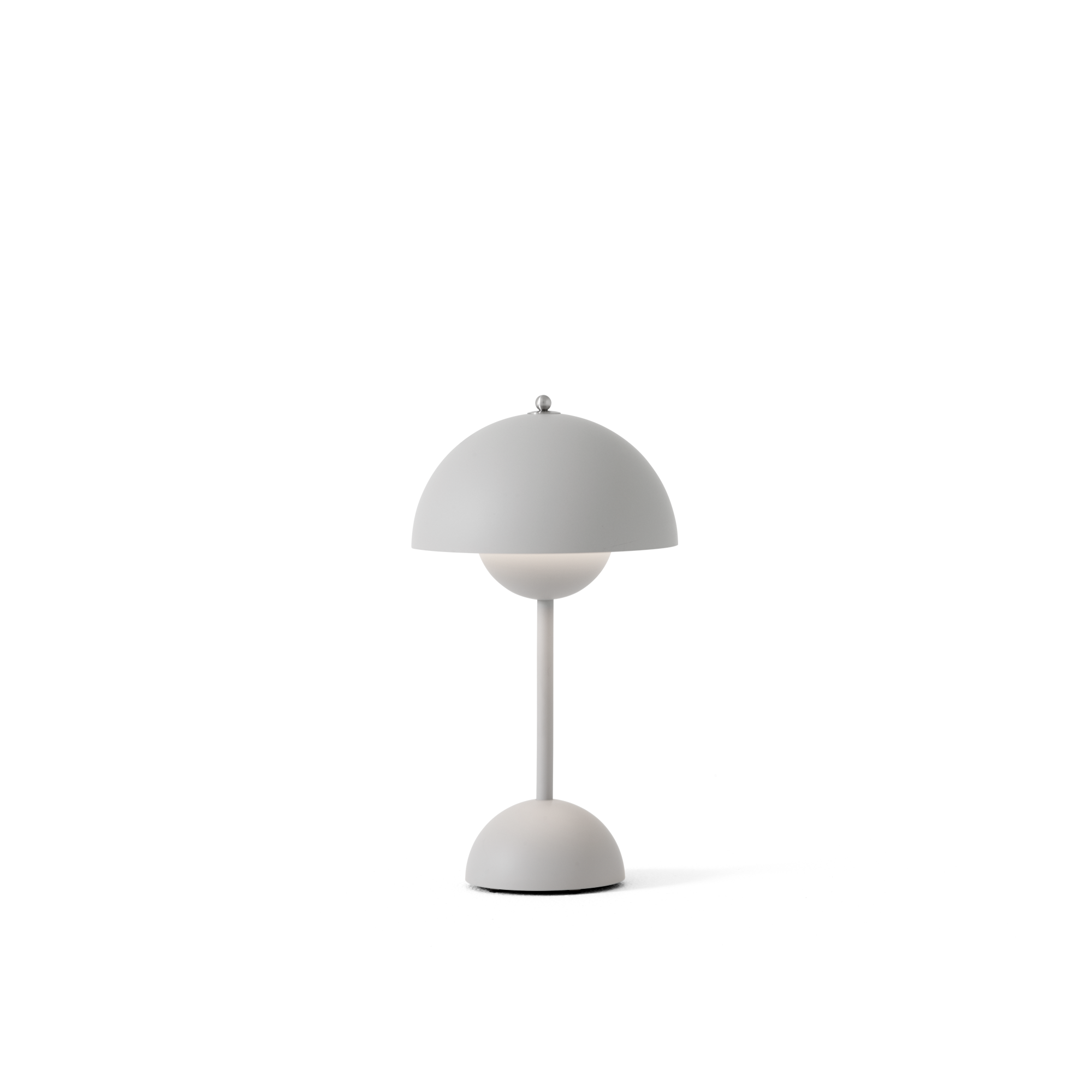 Tradition - Flowerpot VP9 Portable Lamp - Nordic Urban