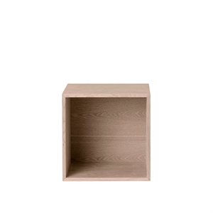 Muuto Stacked Bookcase System Between w. Backplate Oak